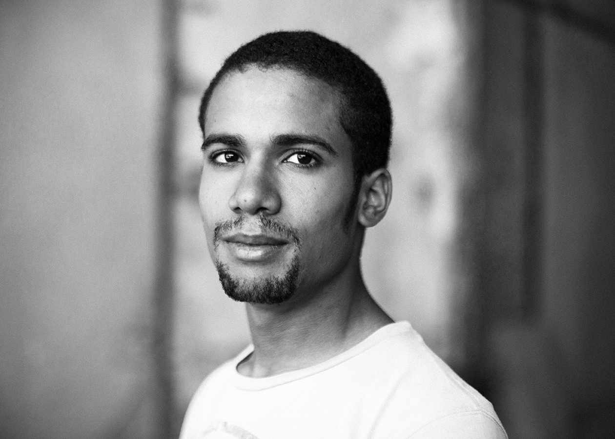 book comedien portraits artistiques marseille lumiere naturelle studio shooting acteur photographe seance photo homme femme