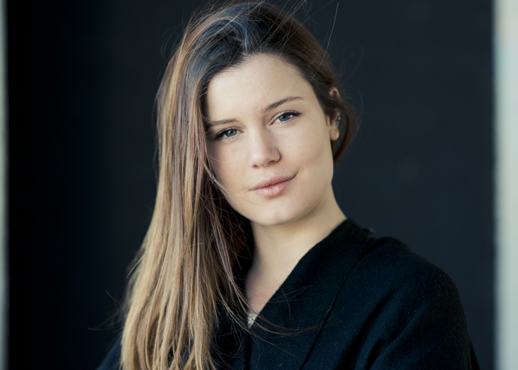book comedien portraits artistiques marseille lumiere naturelle studio shooting acteur photographe seance photo