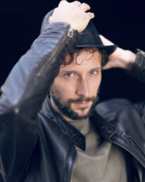 Studio-Voo-Book-Acteur-Portrait-Comedien-Marseille-Paca-Graziosi